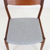 Chaise en teck Ærthøj Jensen & Mølholm entièrement restaurée avec un revêtement en feutre de laine / Design danois moderne du milieu du siècle / Années 1960