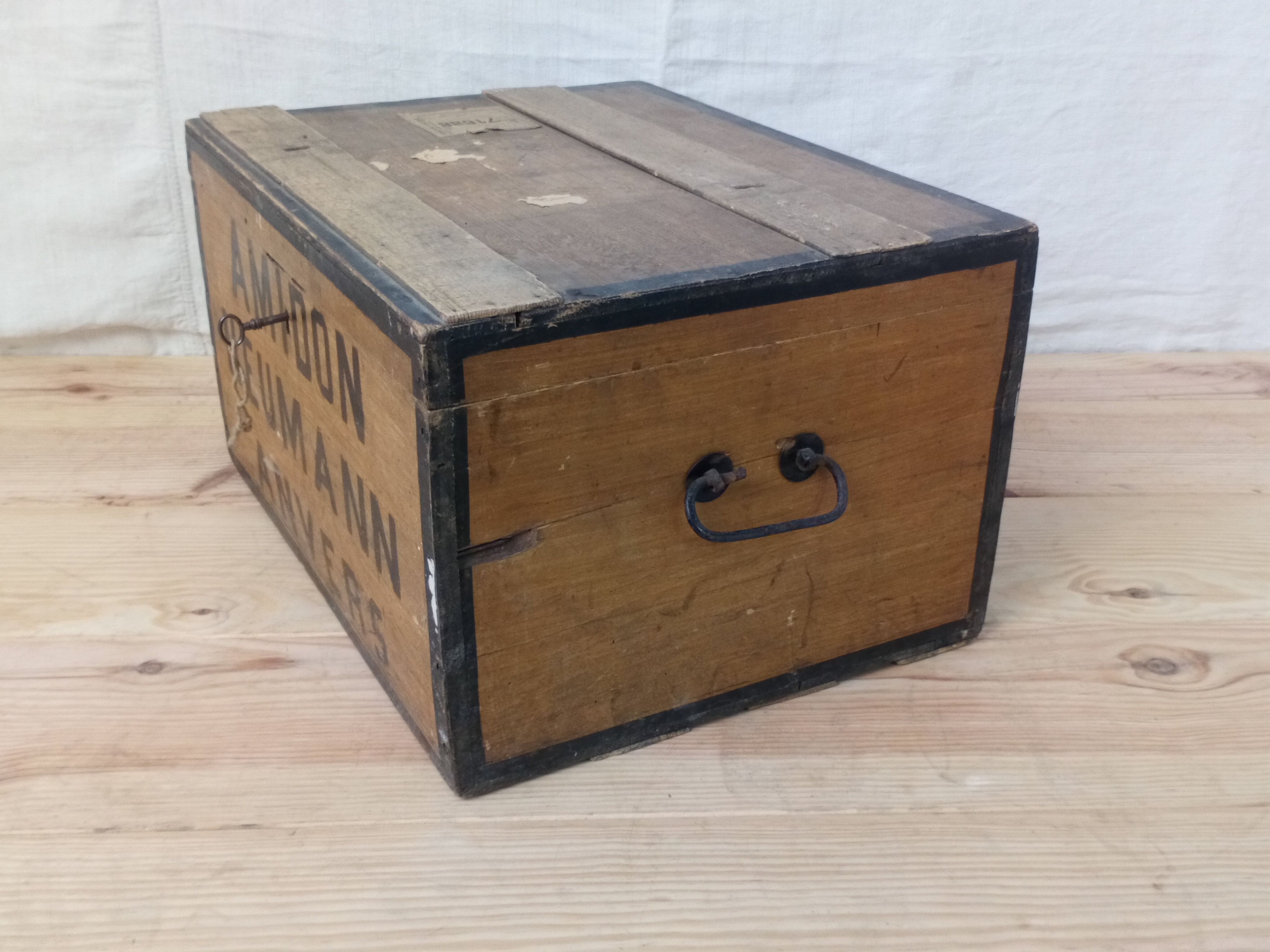 Old container of starch