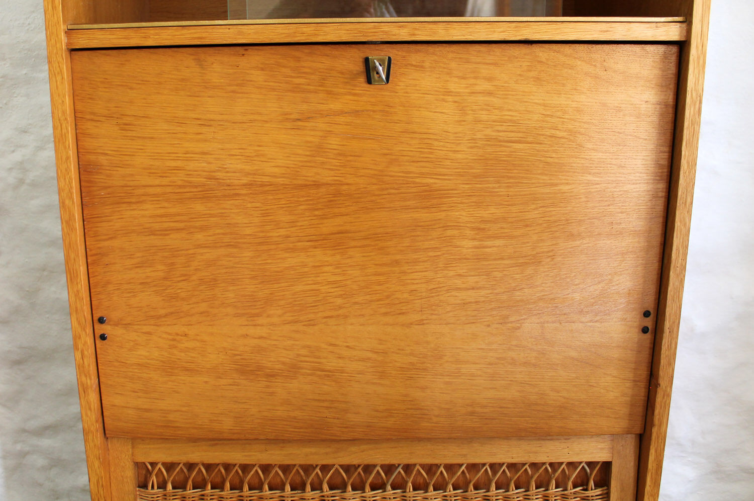 Secrétaire vintage en bois et rotin