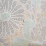 Round tablecloth and 6 napkins with vintage flower patterns
