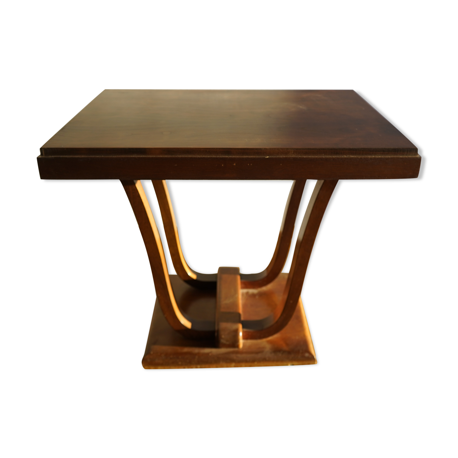 Art deco table
