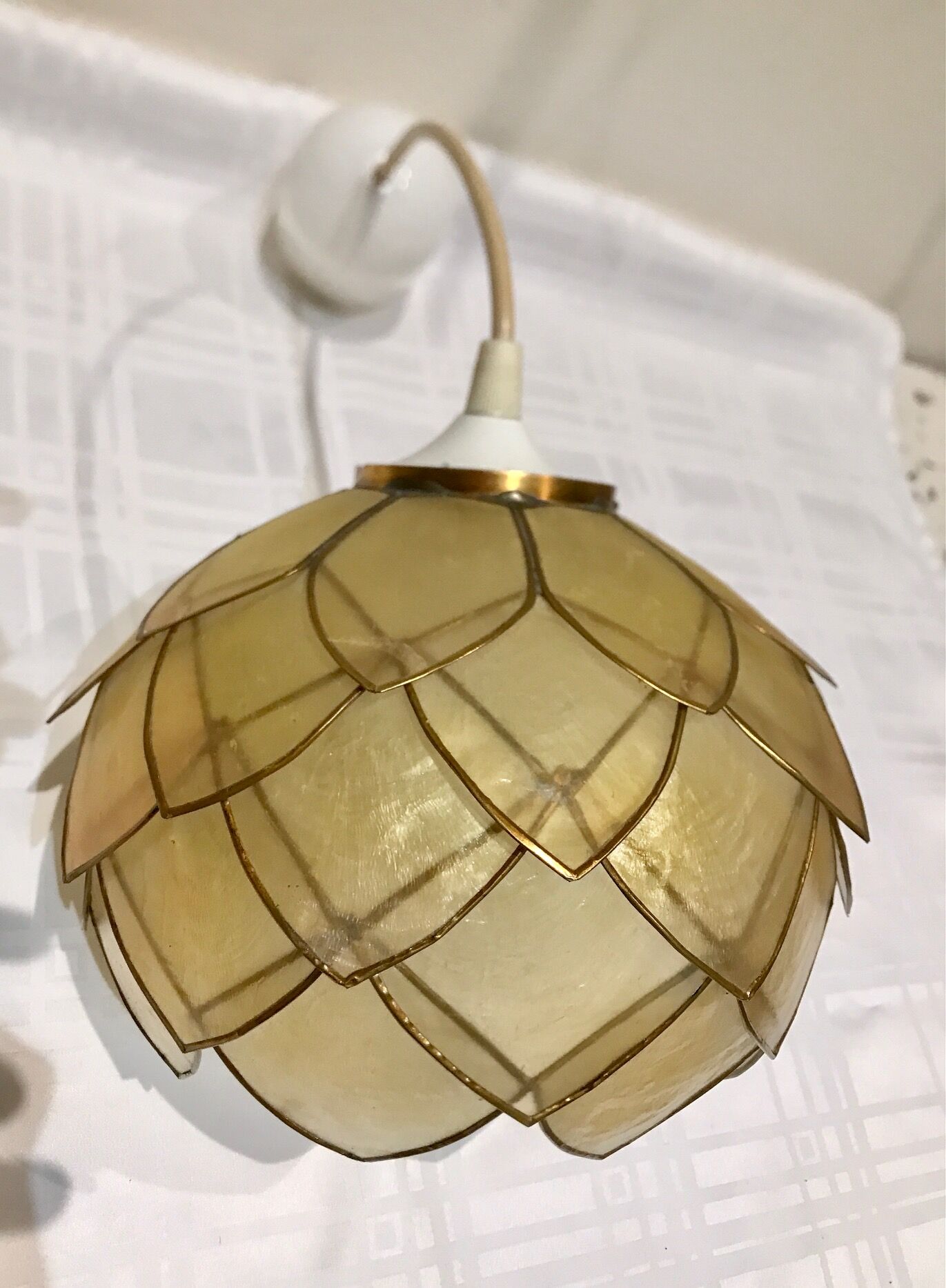 Suspension flower lotus mother-of-pearl