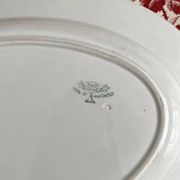 Plat ovale blanc en terre de fer Creil et Montereau fin XIXe