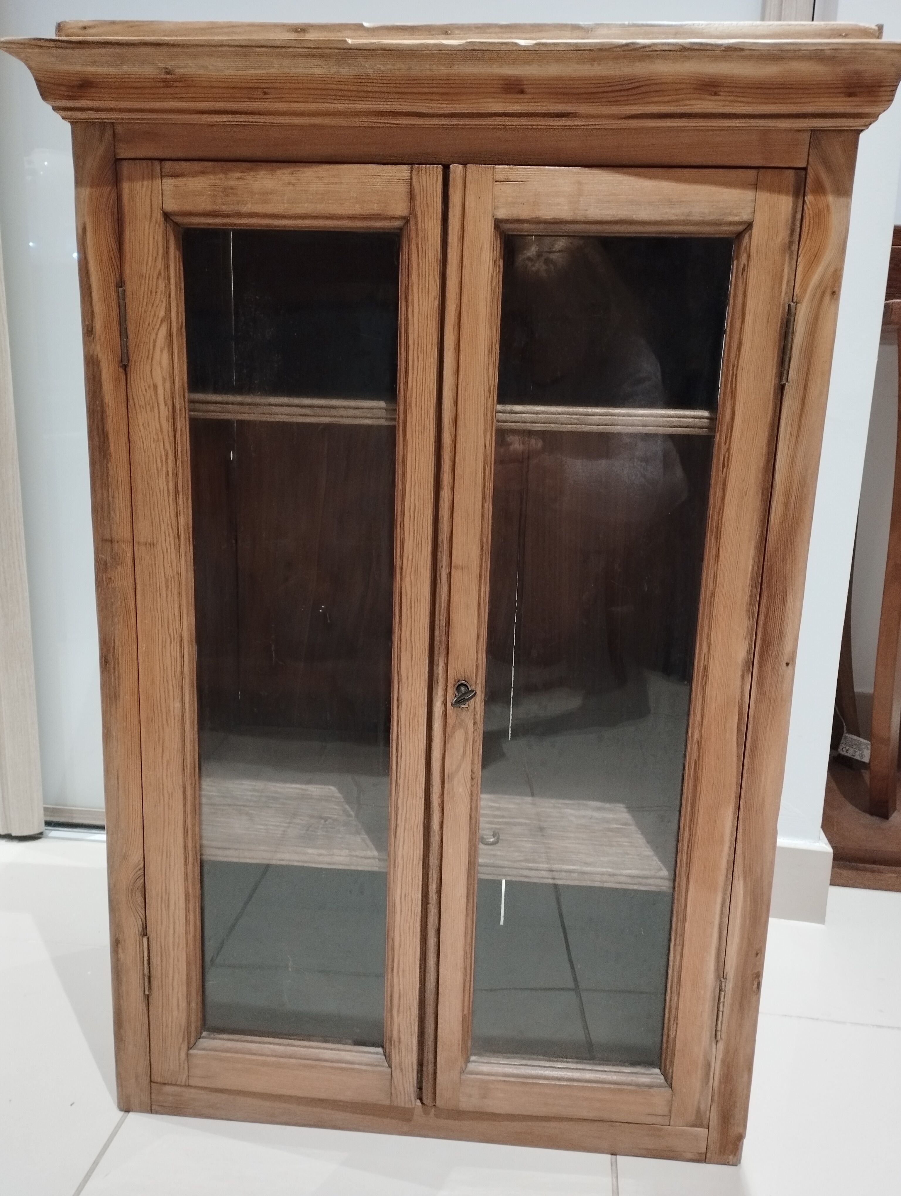 Armoirette vitrine ancienne
