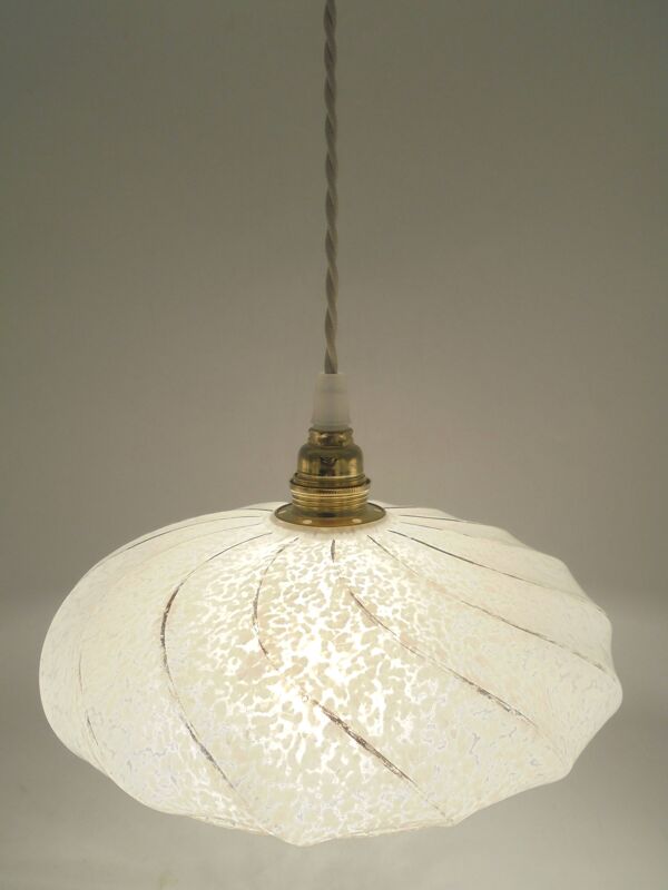 Suspension en verre moucheté