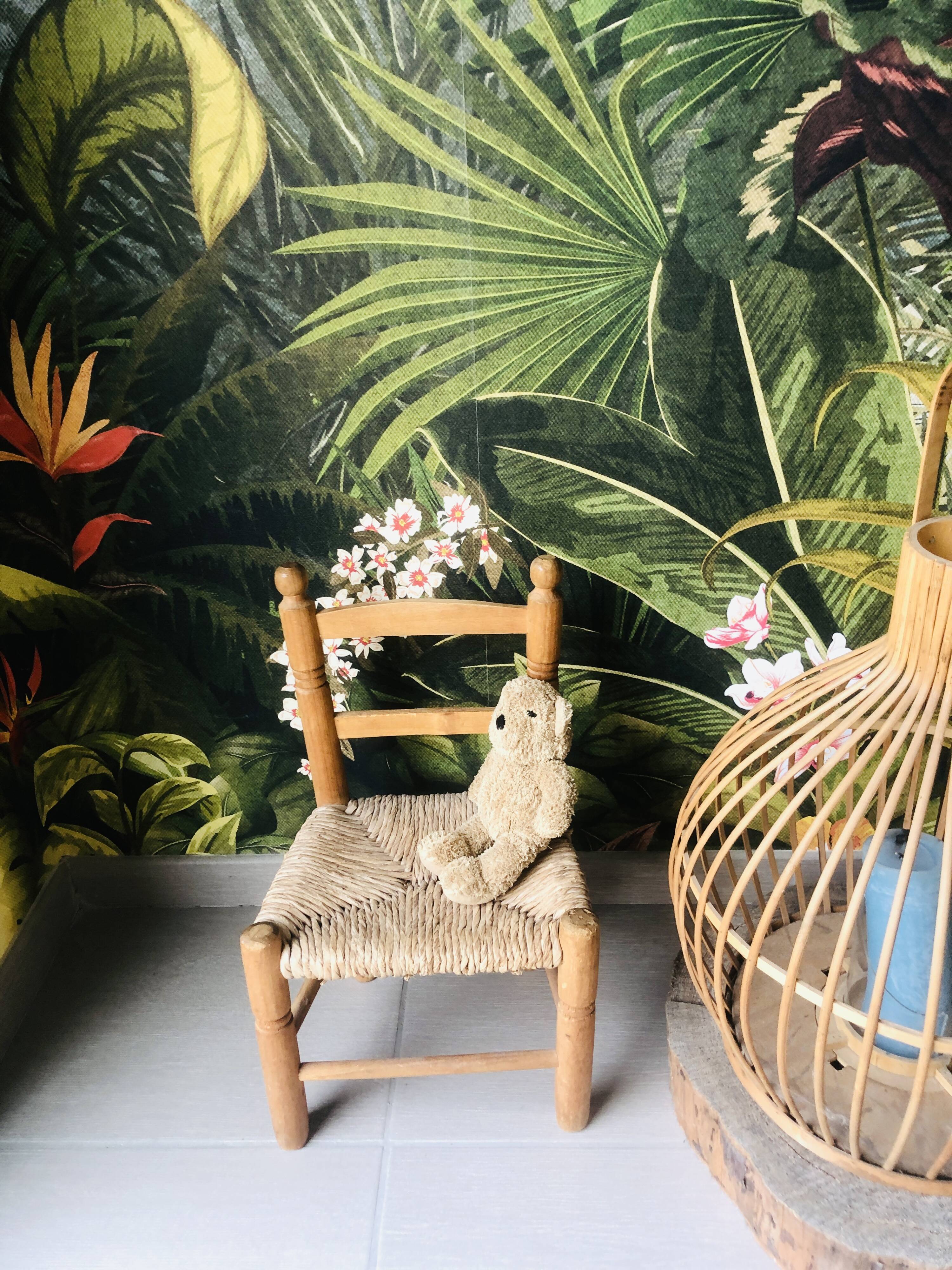 Children's chair blond wood and straw