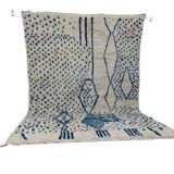 Azilal Berber rug in handmade wool 285 X 210 CM