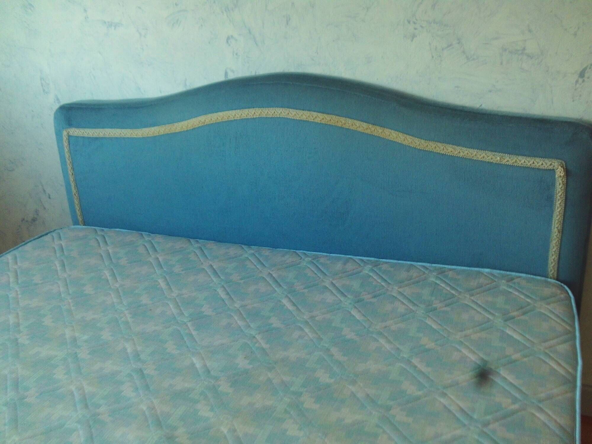 Upholstered bed for 2 people