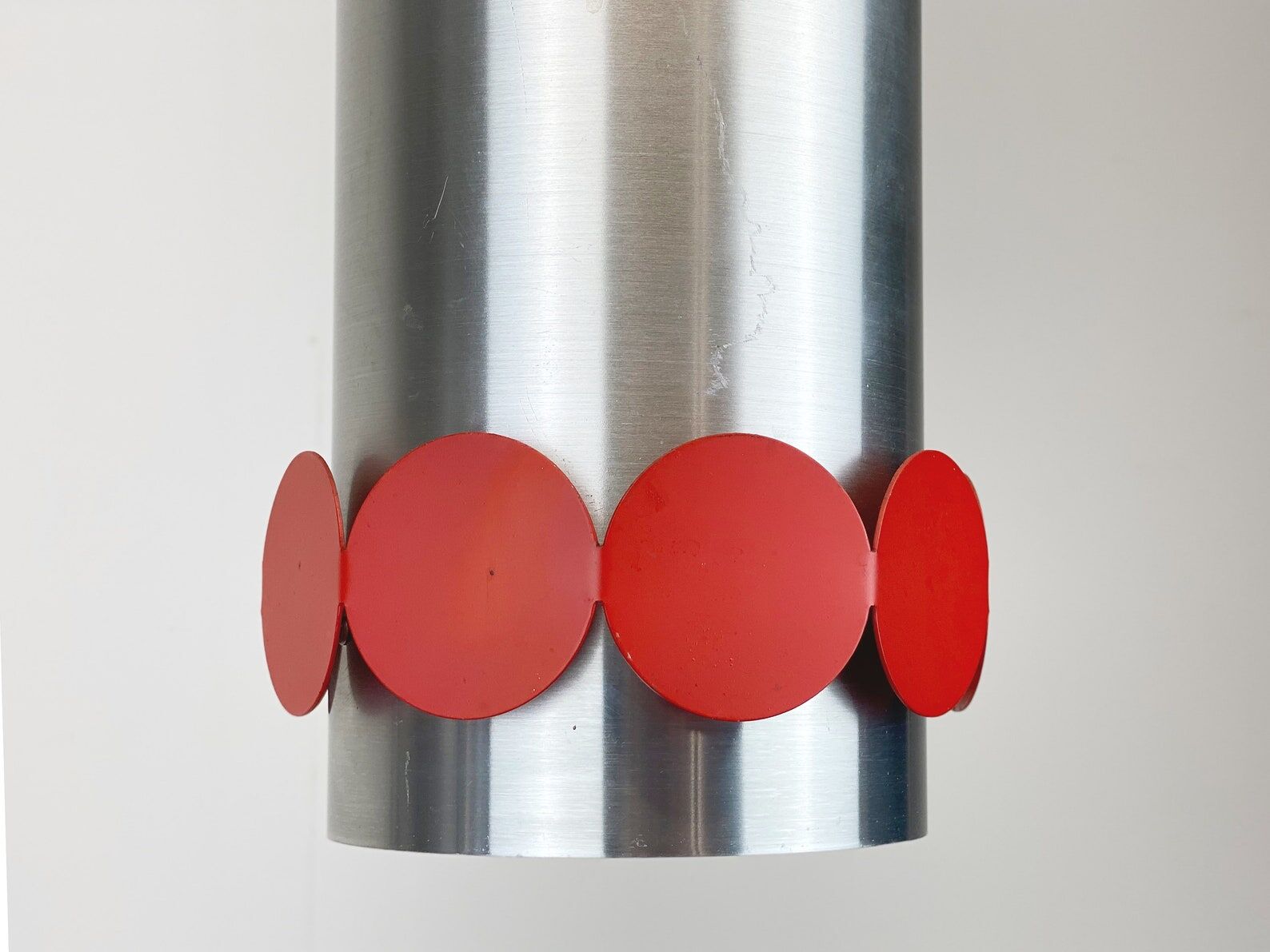 Rare mid century DORIA hanging lamp, Aluminium & red discs
