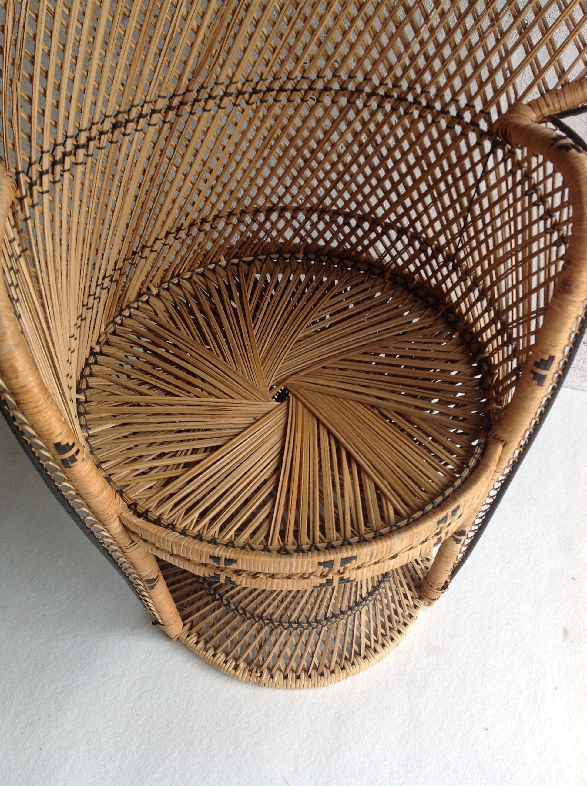 Emmanuelle chair