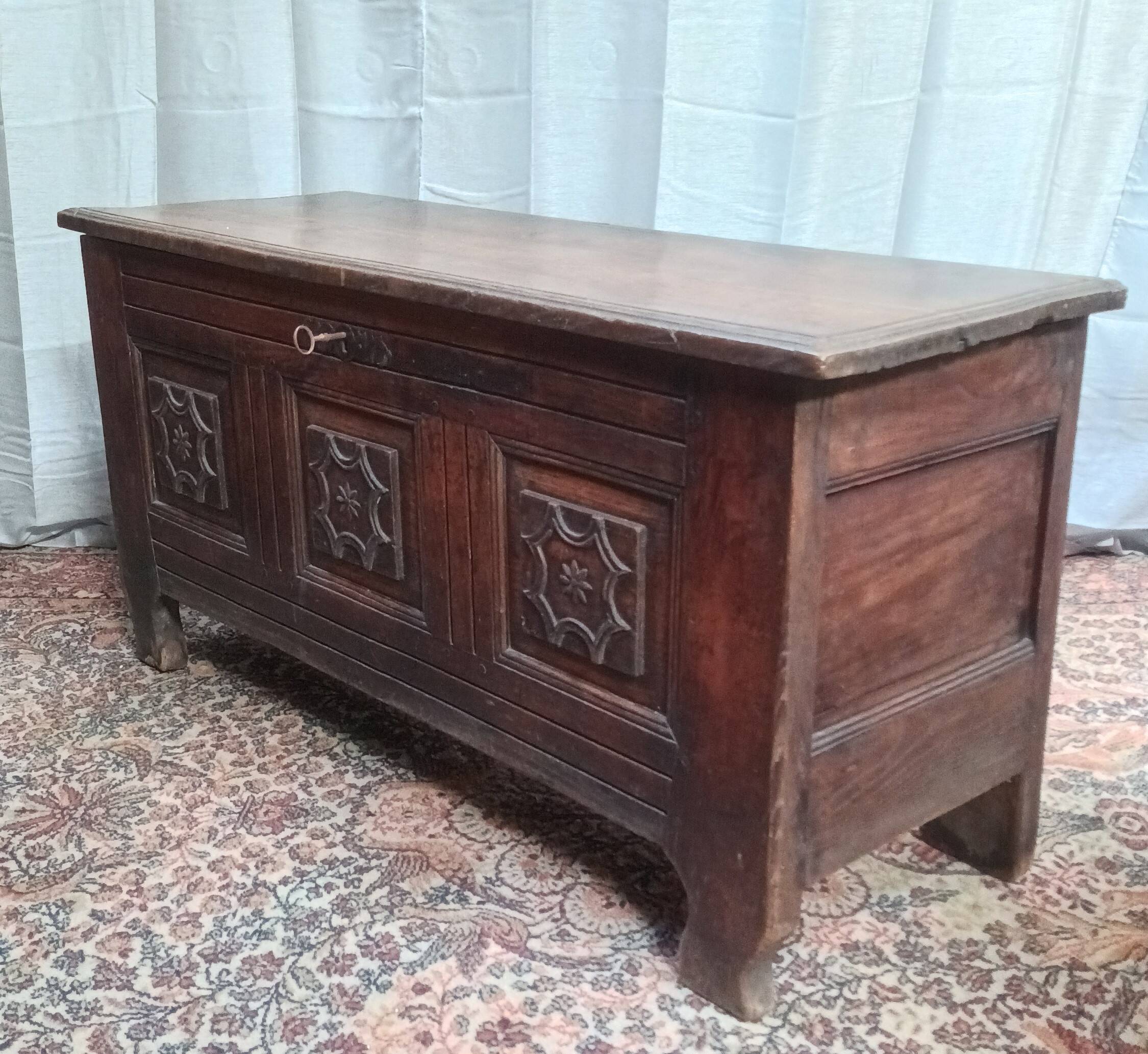 Louis XIV oak chest, 19th century