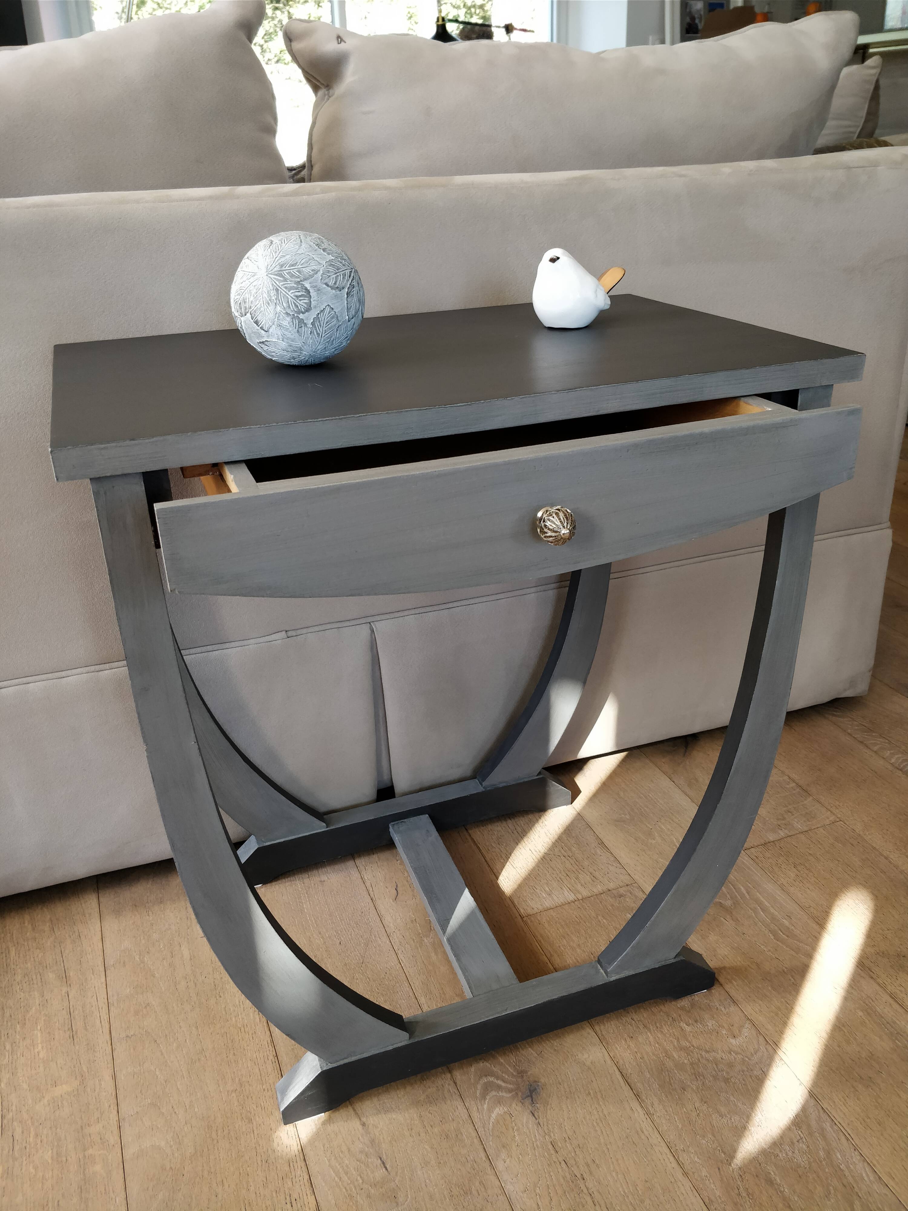 Art Deco style furniture