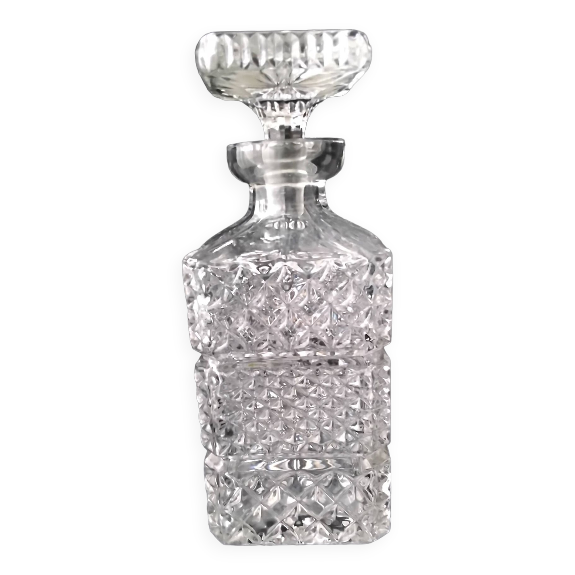 Crystal whiskey decanter Diamond tip decor