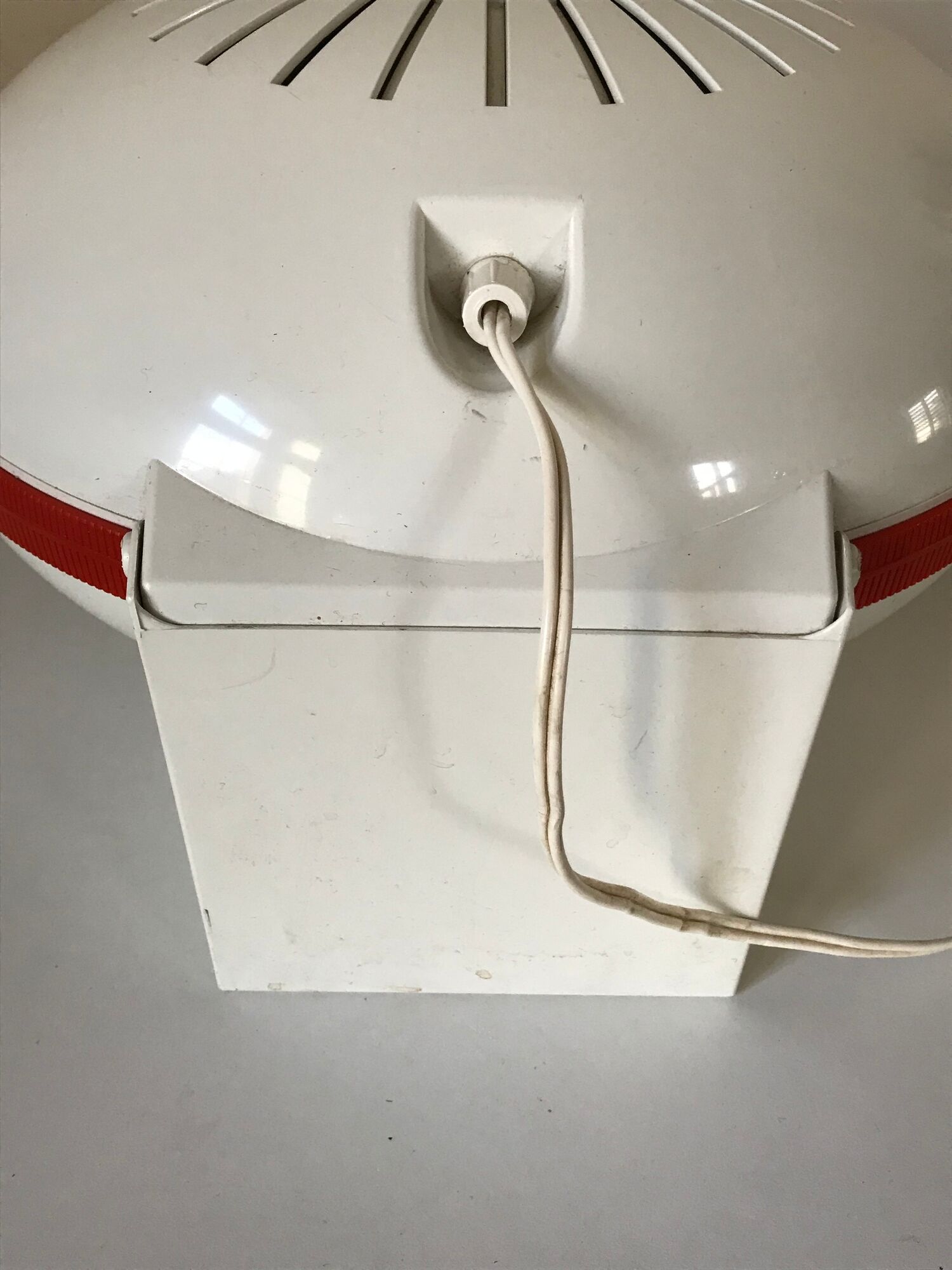 Hairdresser flair ufo vintage design Annees 70