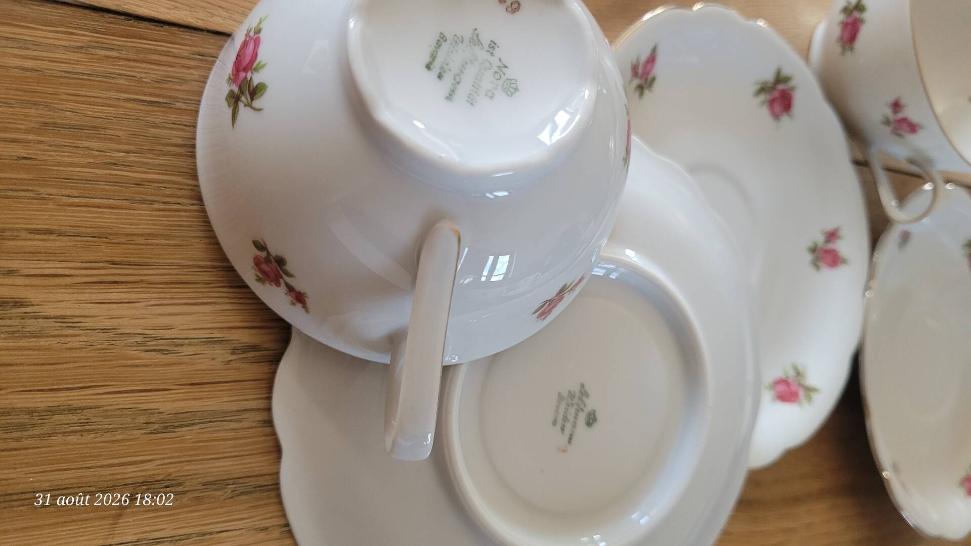 6 vintage cups and saucers Seltmann Weiden Bavaria Model Nora