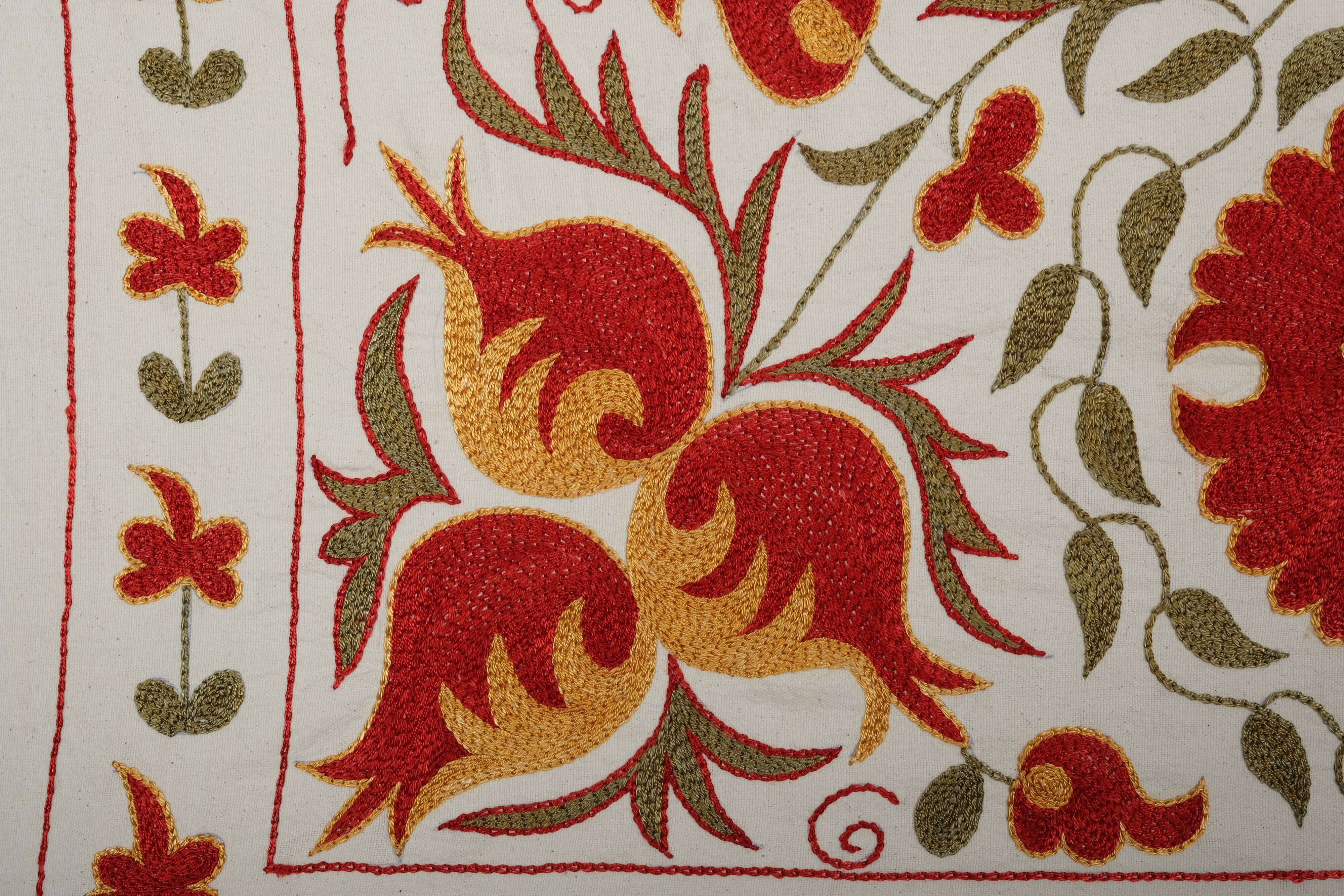 Hand knotted rug, vintage Turkish rug50x91 cm