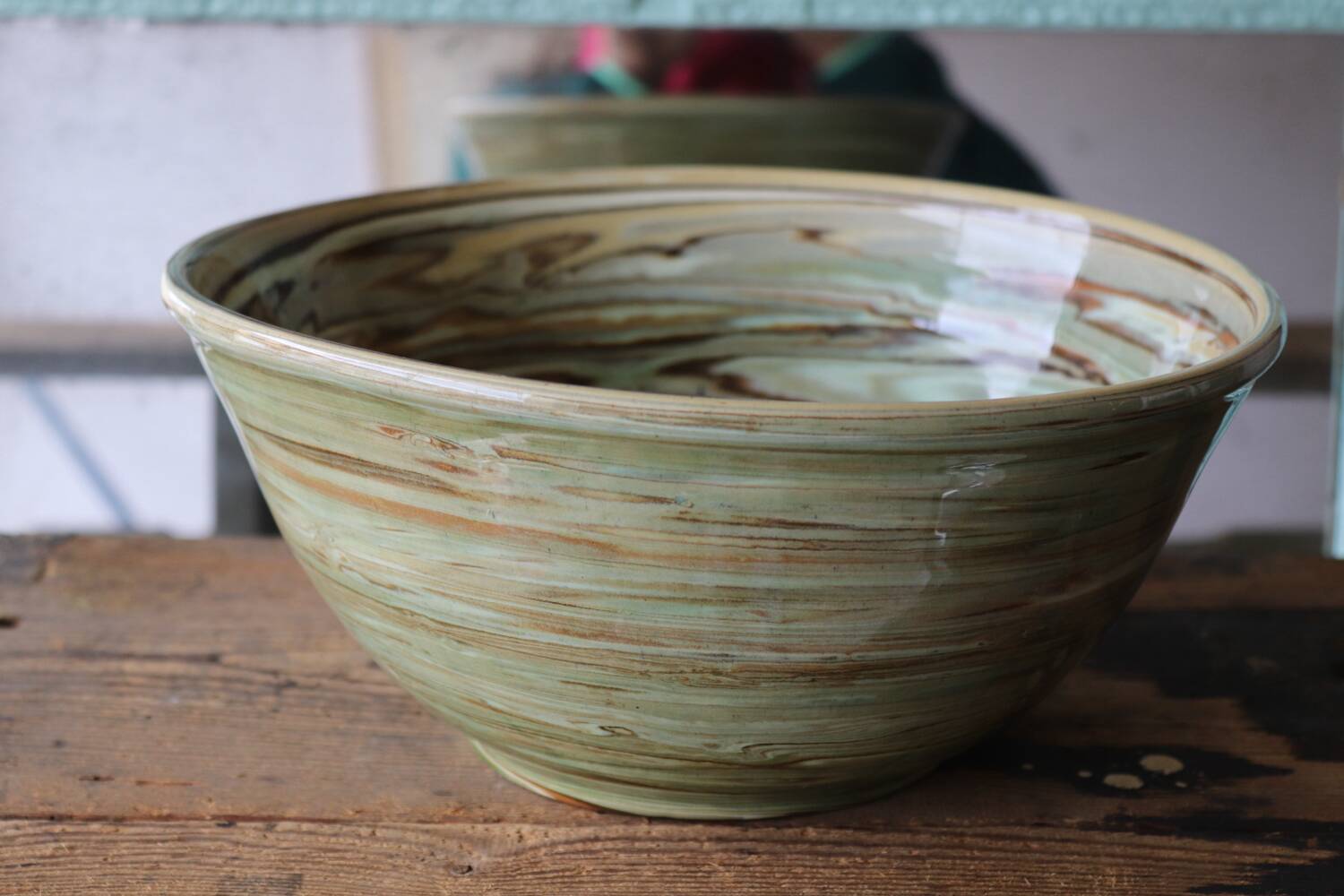 Mixed clay salad bowl signed Girod