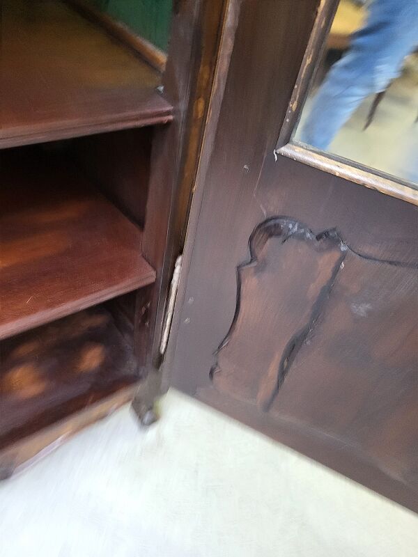 Showcase 1 door with 3 sides walnut windows louis xv style