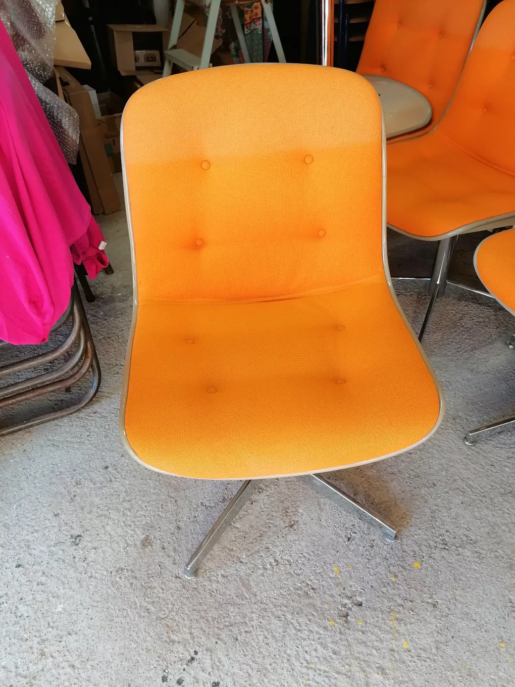 Set of 4 vintage Steelcase Strafor office chairs by Randall Buck.