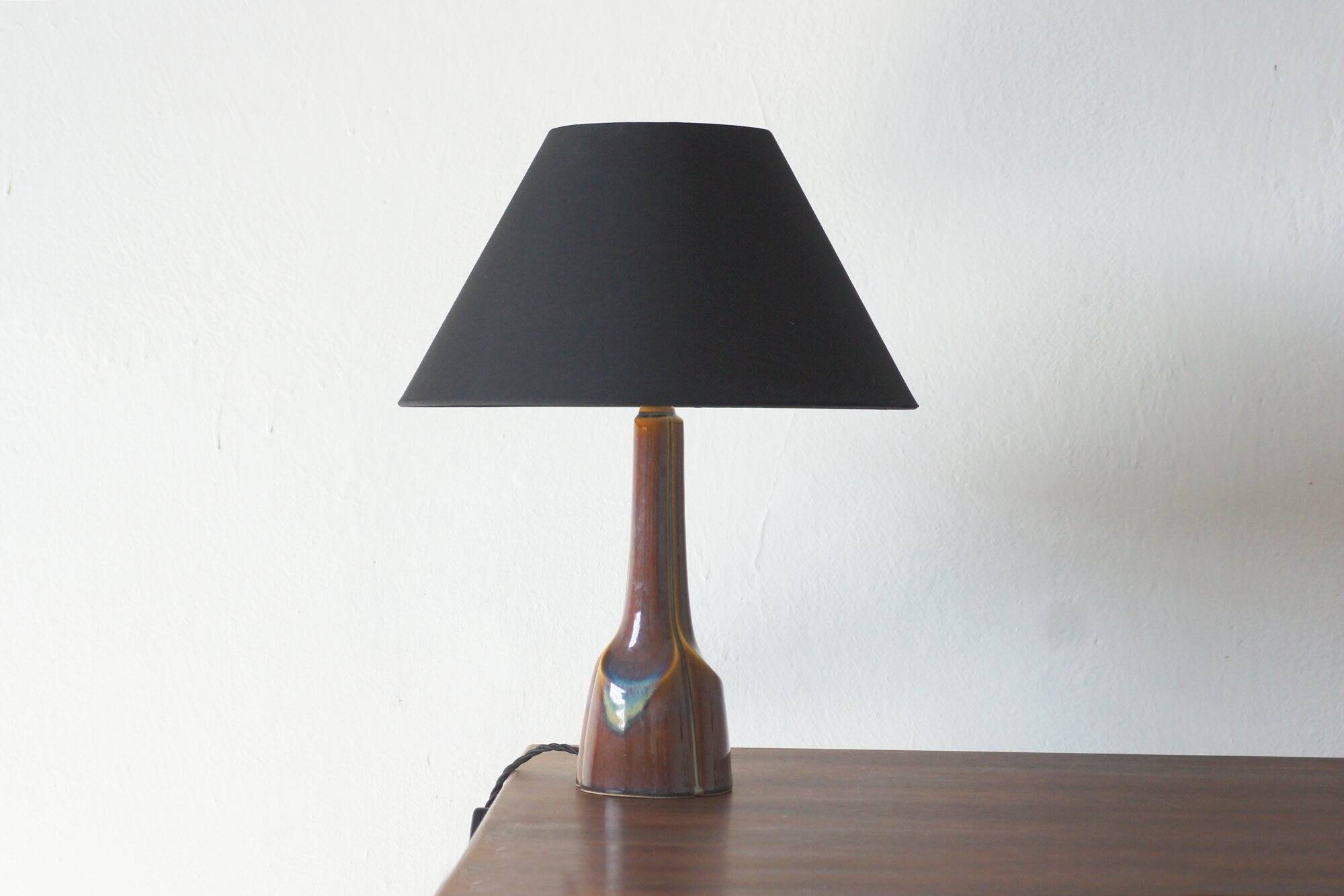 Lampe de table en céramique danoise attribuée à Einar Johansen pour Søholm, années 1960.