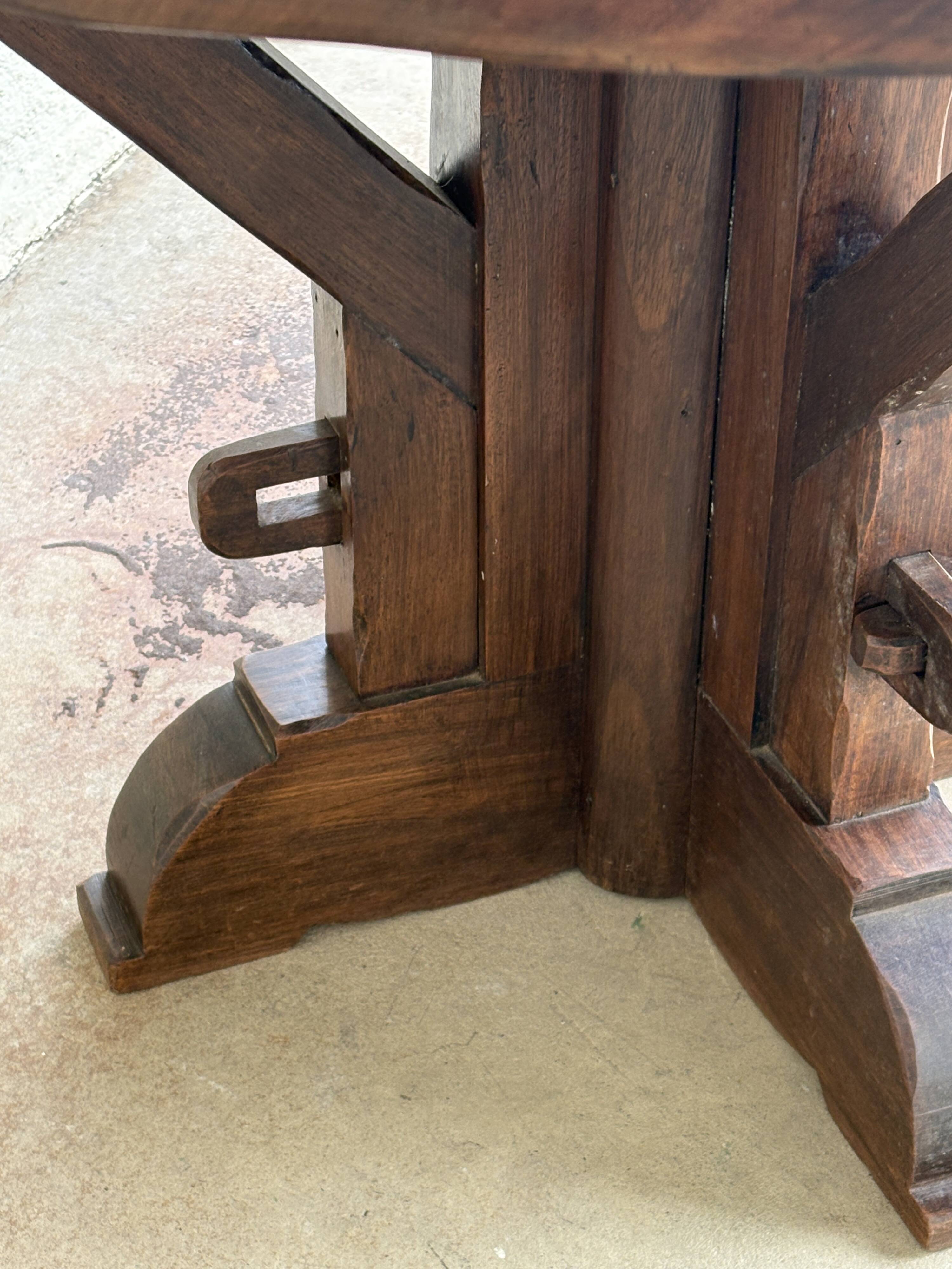 Solid wood round table