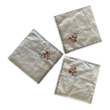 Lot 3 serviettes vintages motifs fleurs