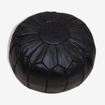 Moroccan pouf in dark black leather