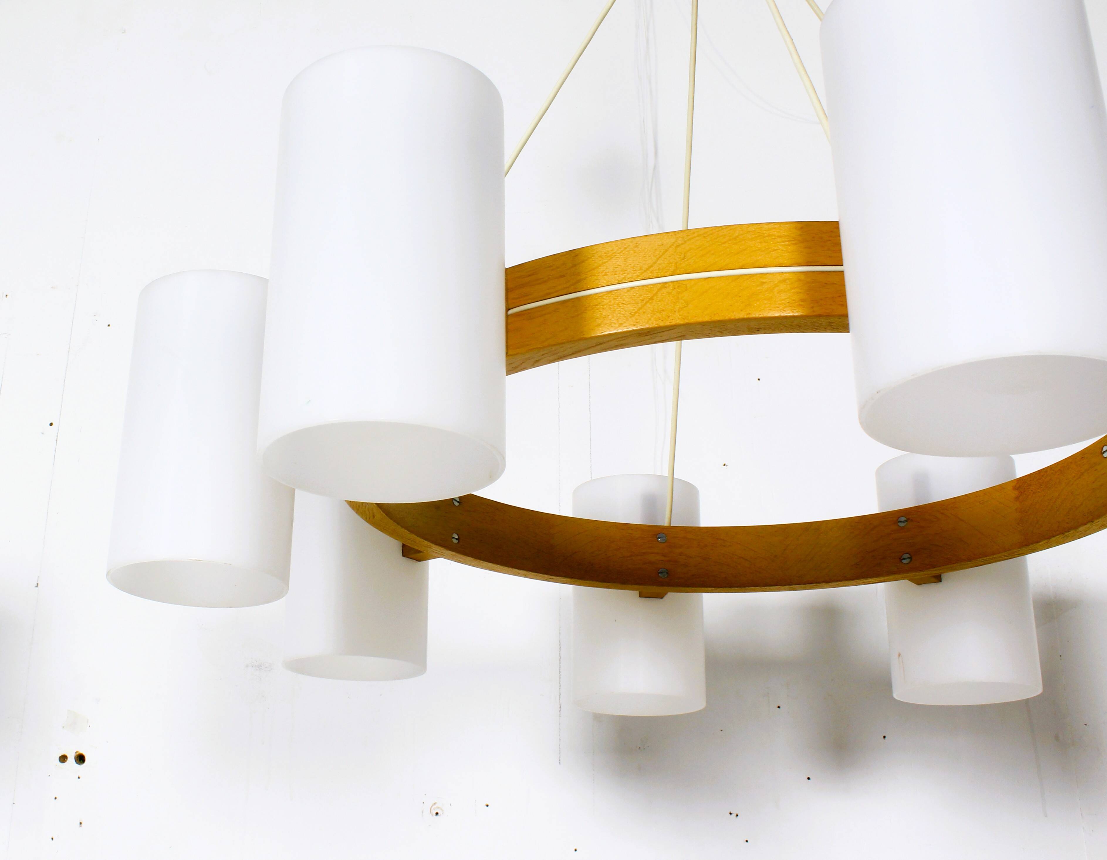 Large Mid-Century Uno & Östen Kristiansson chandelier, by Luxus1960.