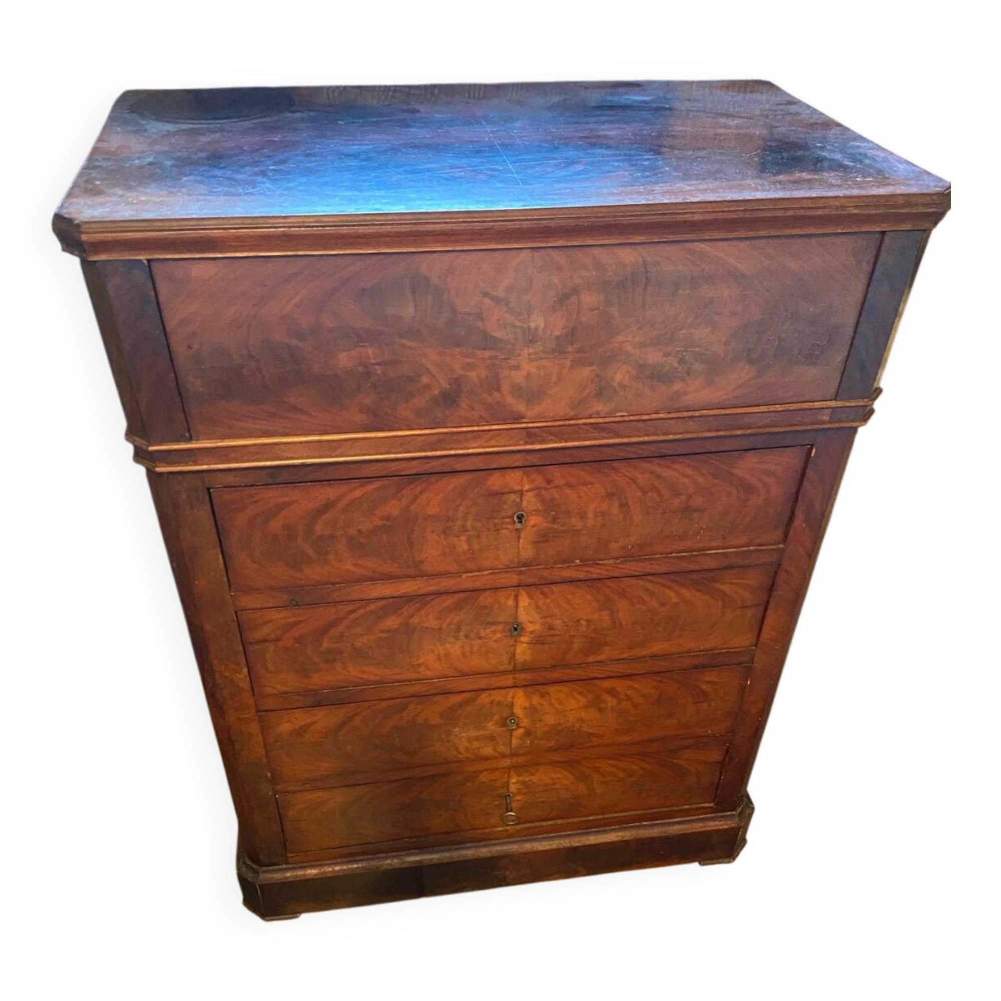 Railway-style bathroom furniture from the 1930s/40s.