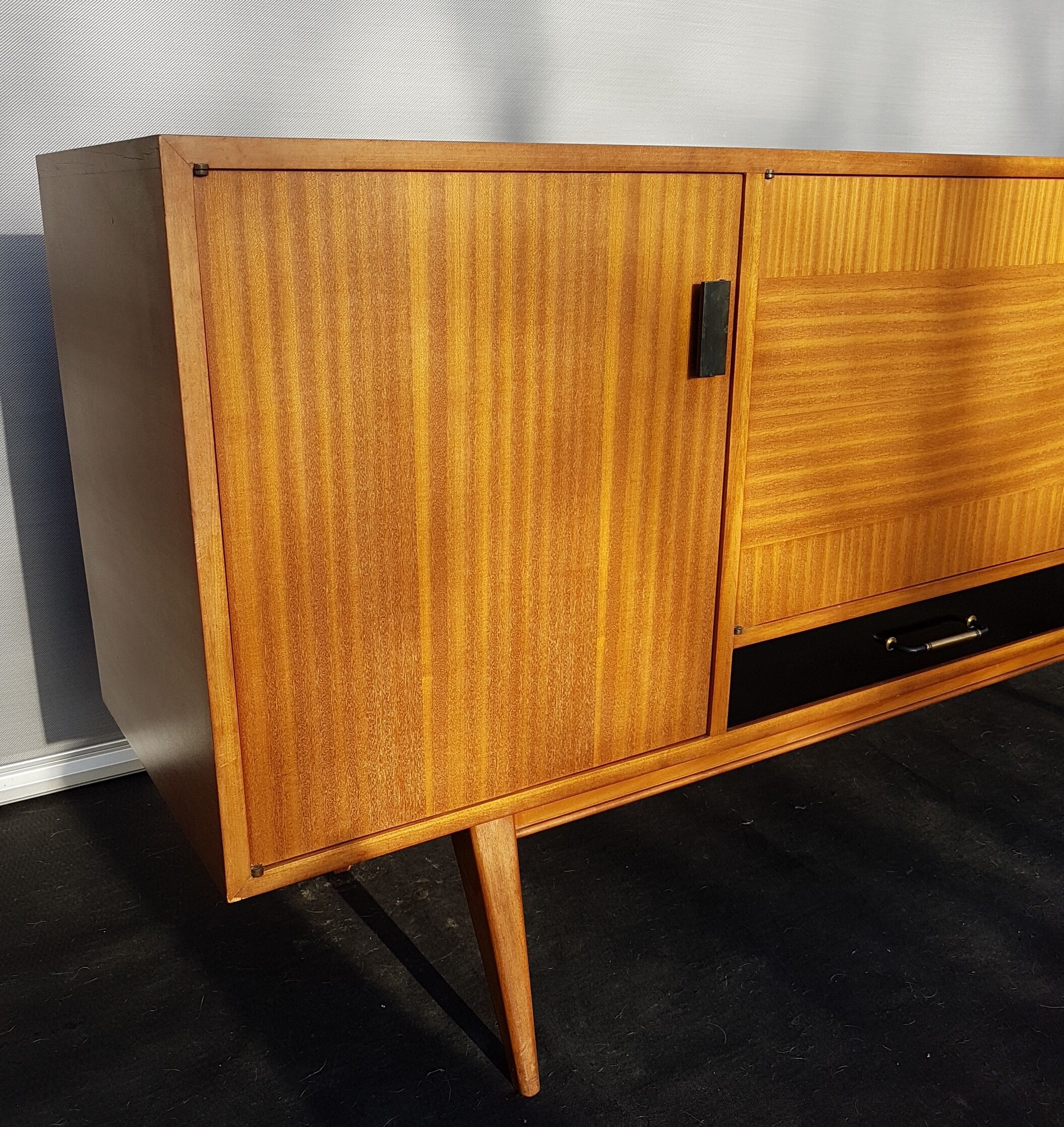Sideboard in teck and formica black design Charles Ramos