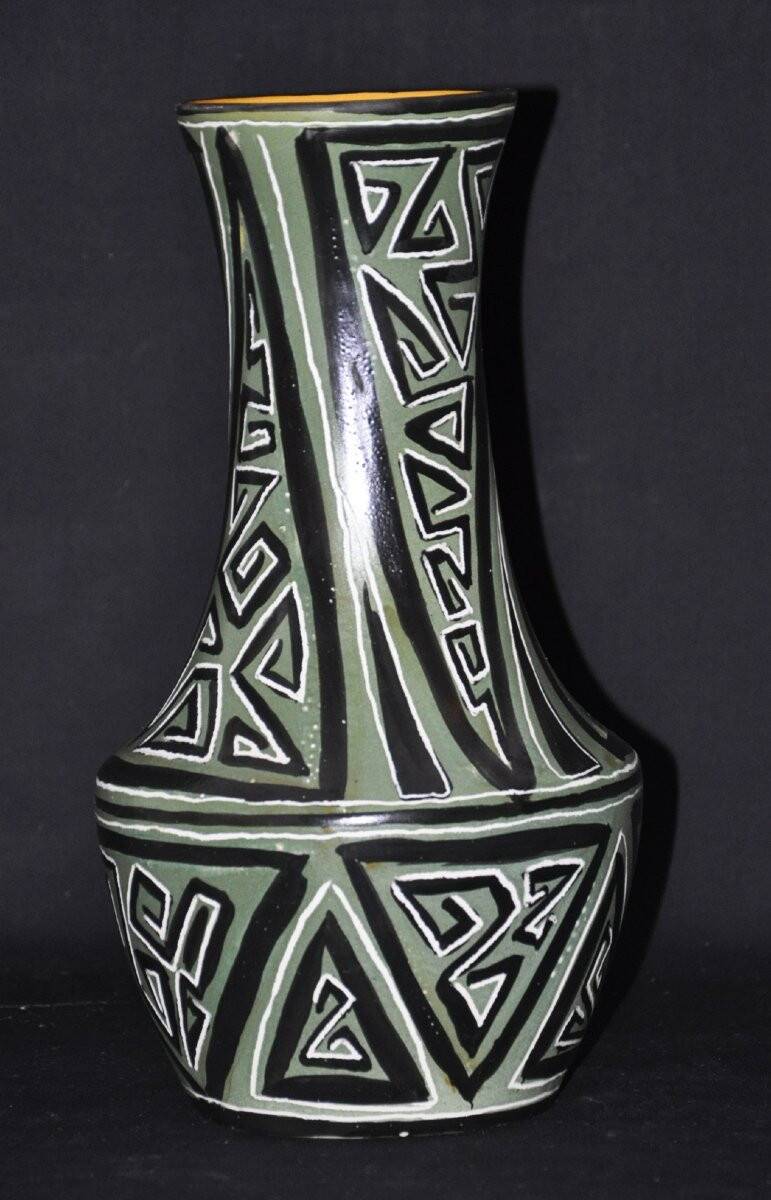 Vase en céramique signé Jean Laforgue – décor géométrique moderniste