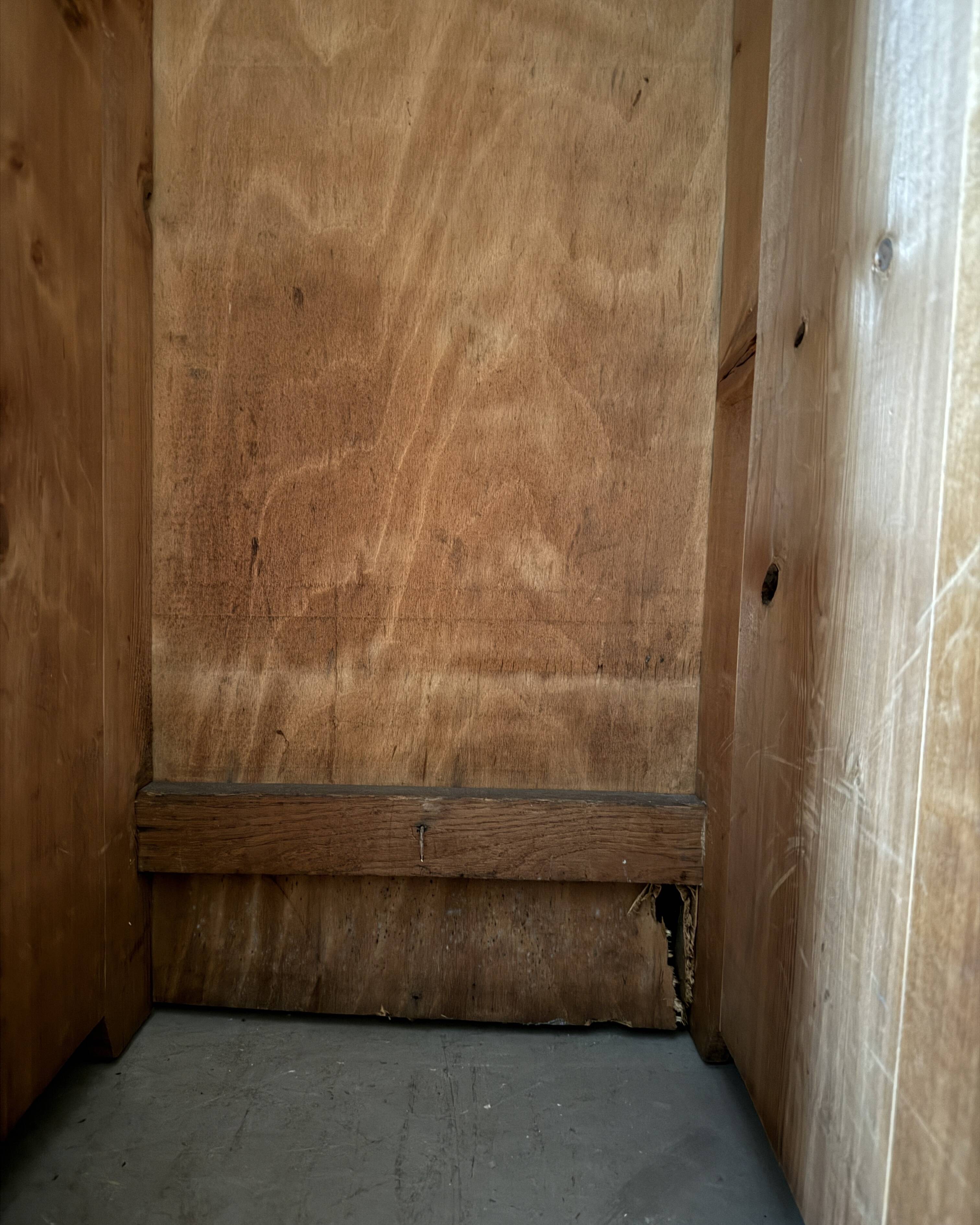 Ancien vestiaire d’atelier (rénové)