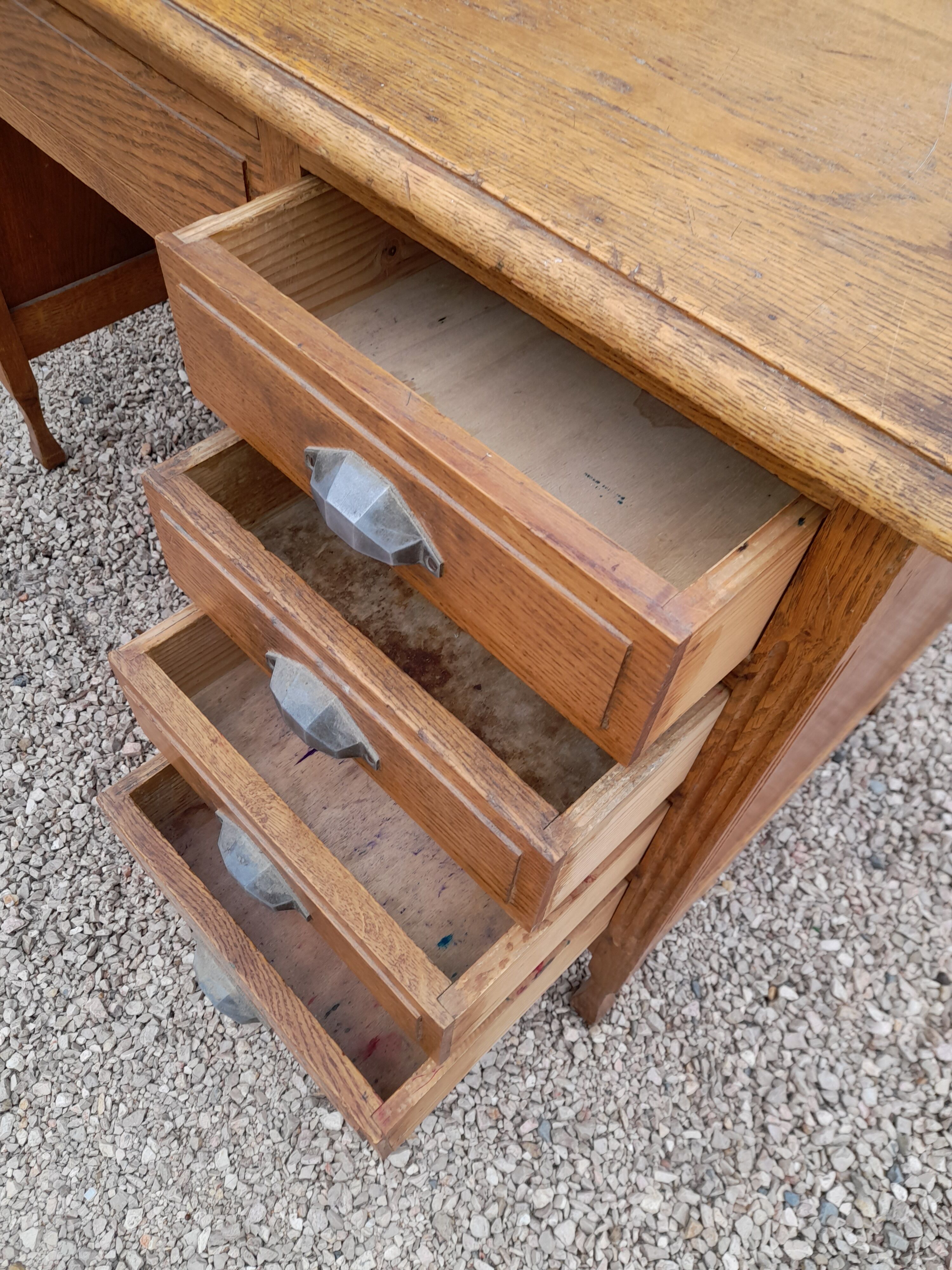 Old 1950 oak desk 5 drawers