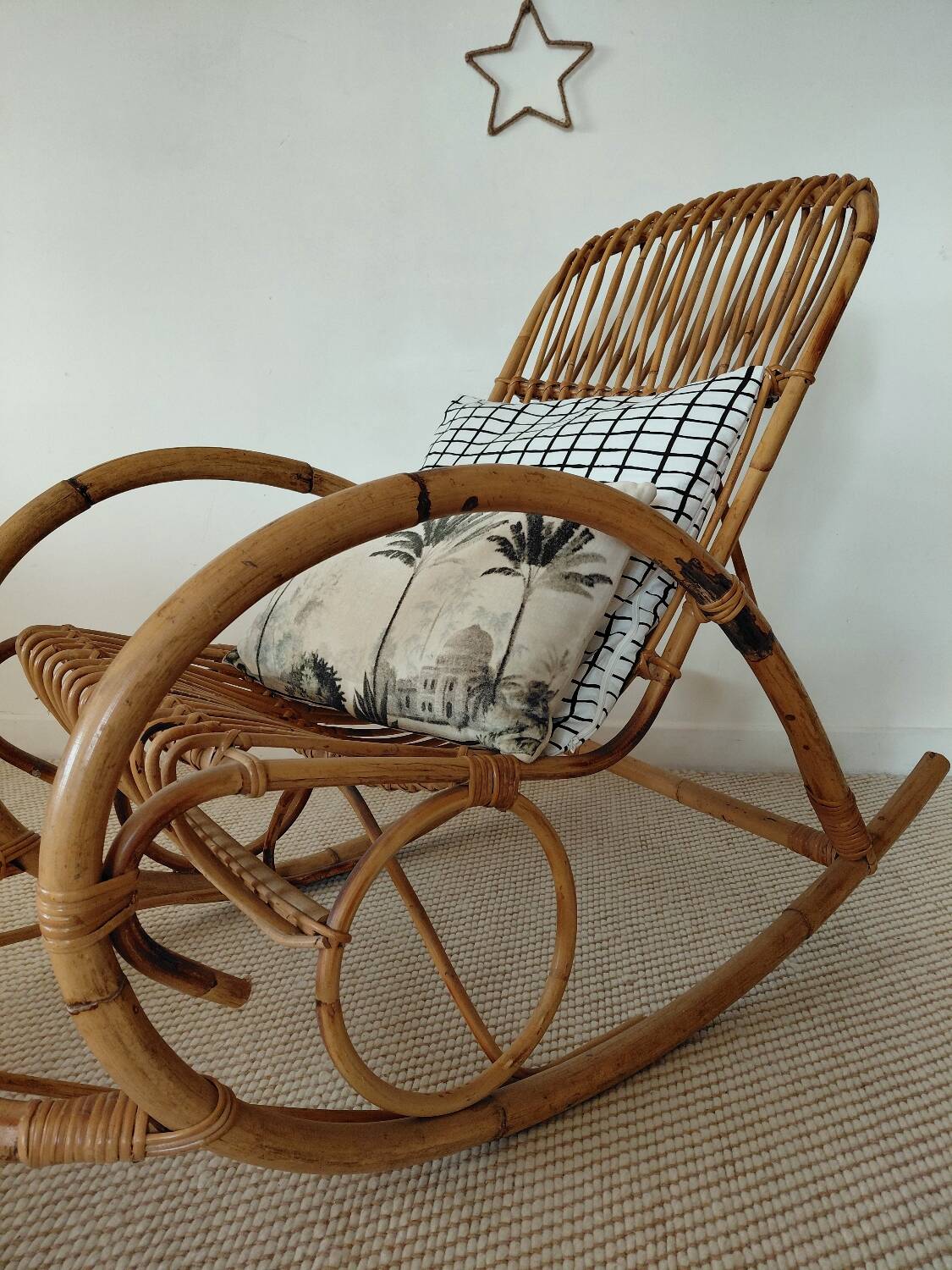 Natural rattan rocking chair - Vintage 1960s/70s