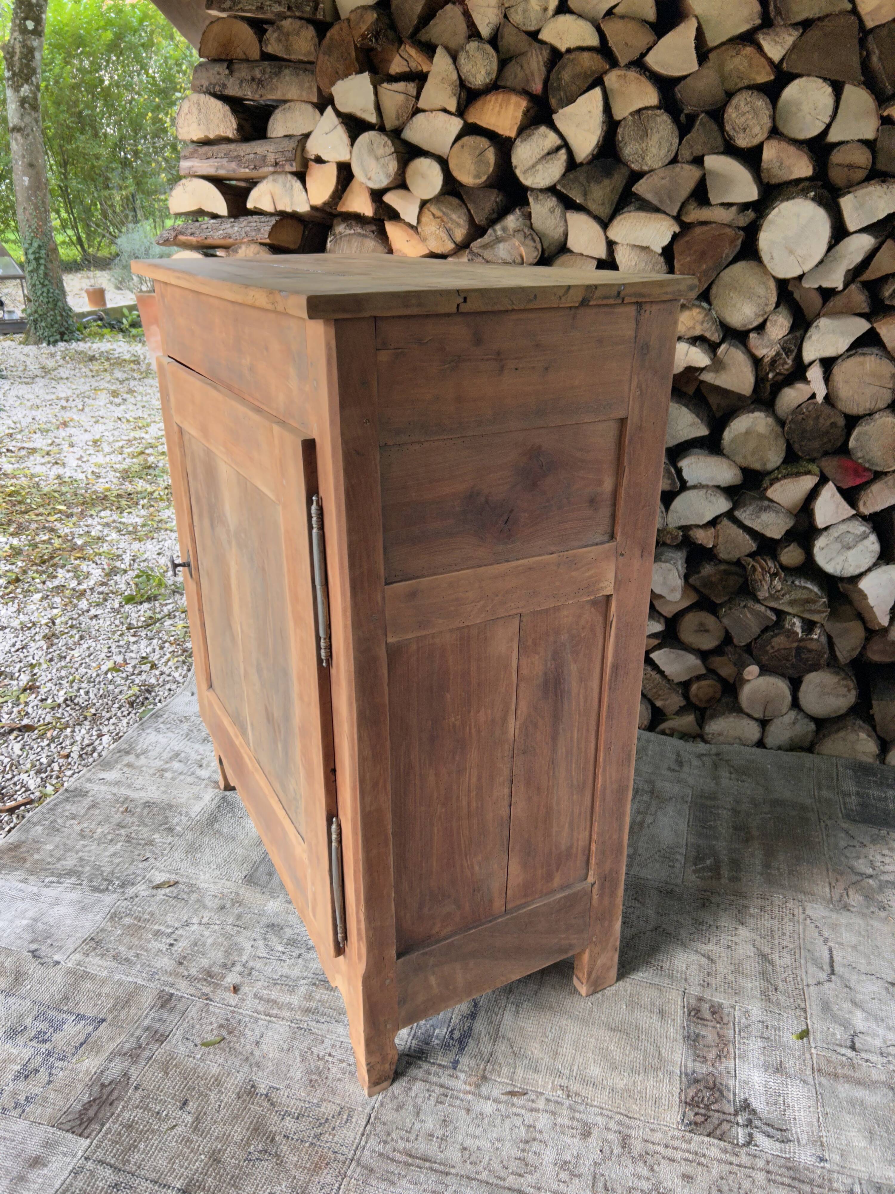 Large solid wood jam cup