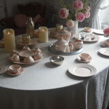 Service à café rose poudré 52 pièces 1930