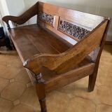 Indonesian low-sided bench