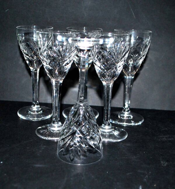 Cristallerie de saint-louis, série de 6 verres à liqueur en cristal chantilly signé 11.5cm