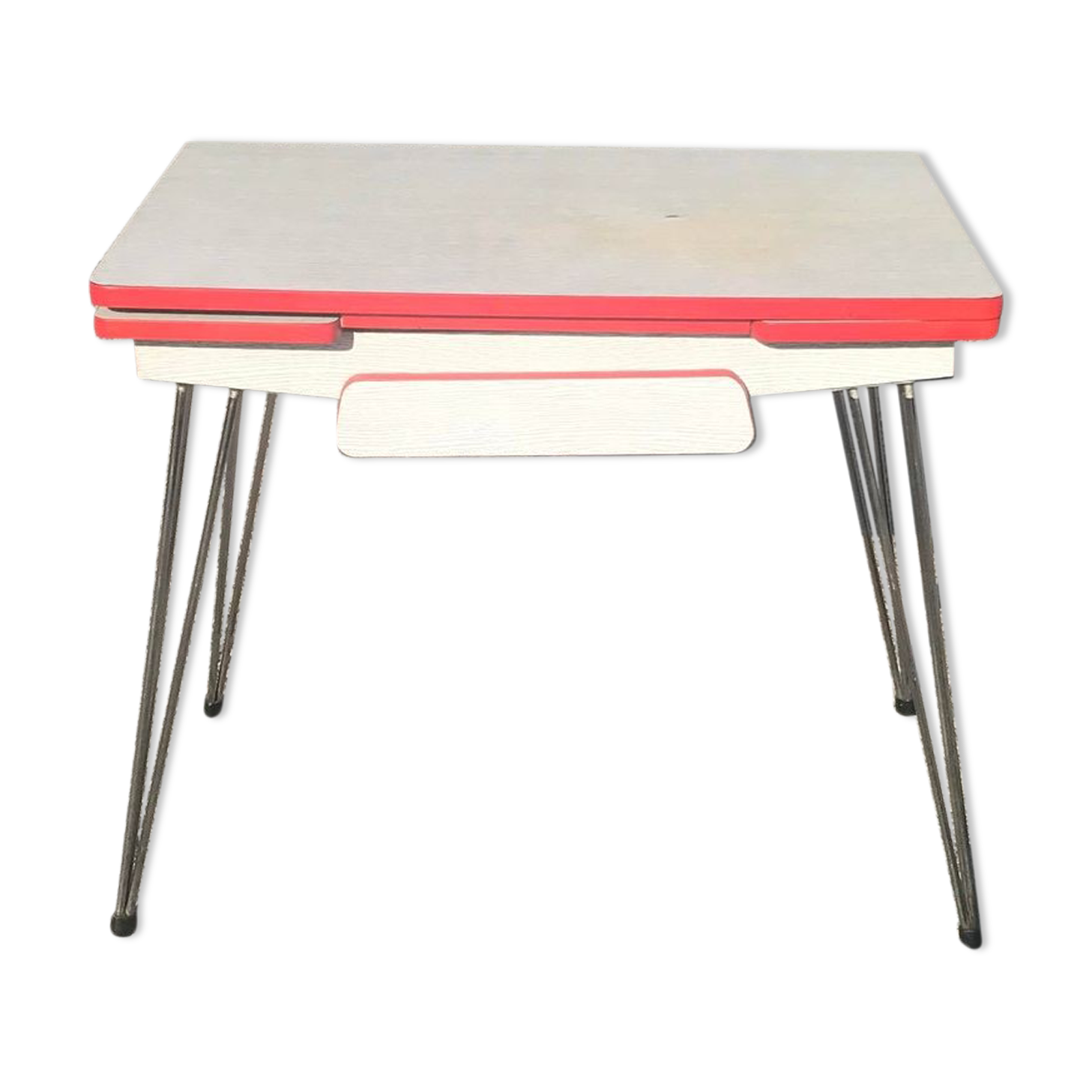 Table in formica
