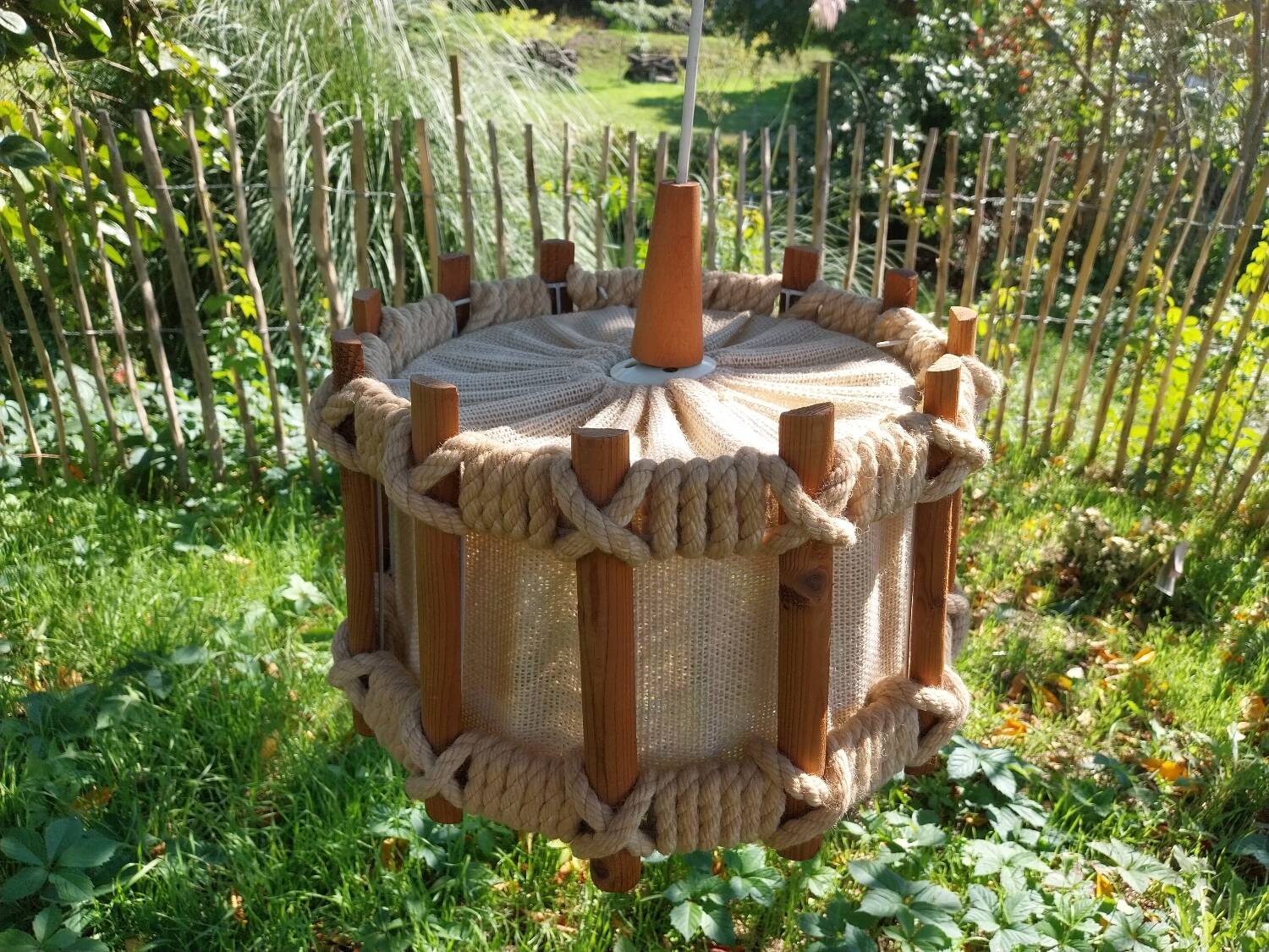 Wool and wood suspension