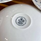 4 tasses et sous tasses anglaises - Staffordshire Churchill Finlandia