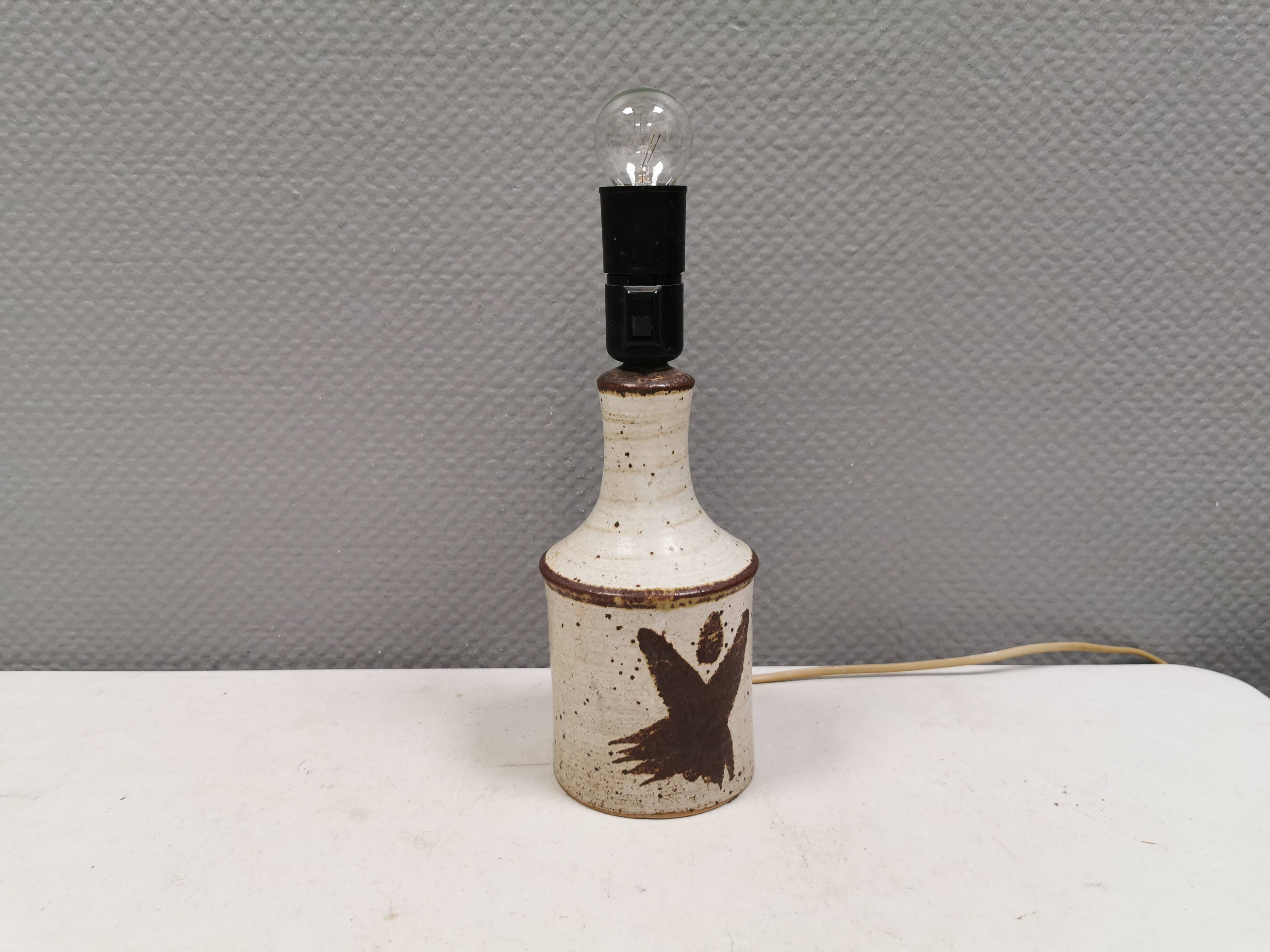 Table lamp in stoneware/ceramics by Danish Axel Larsen 1970-80s