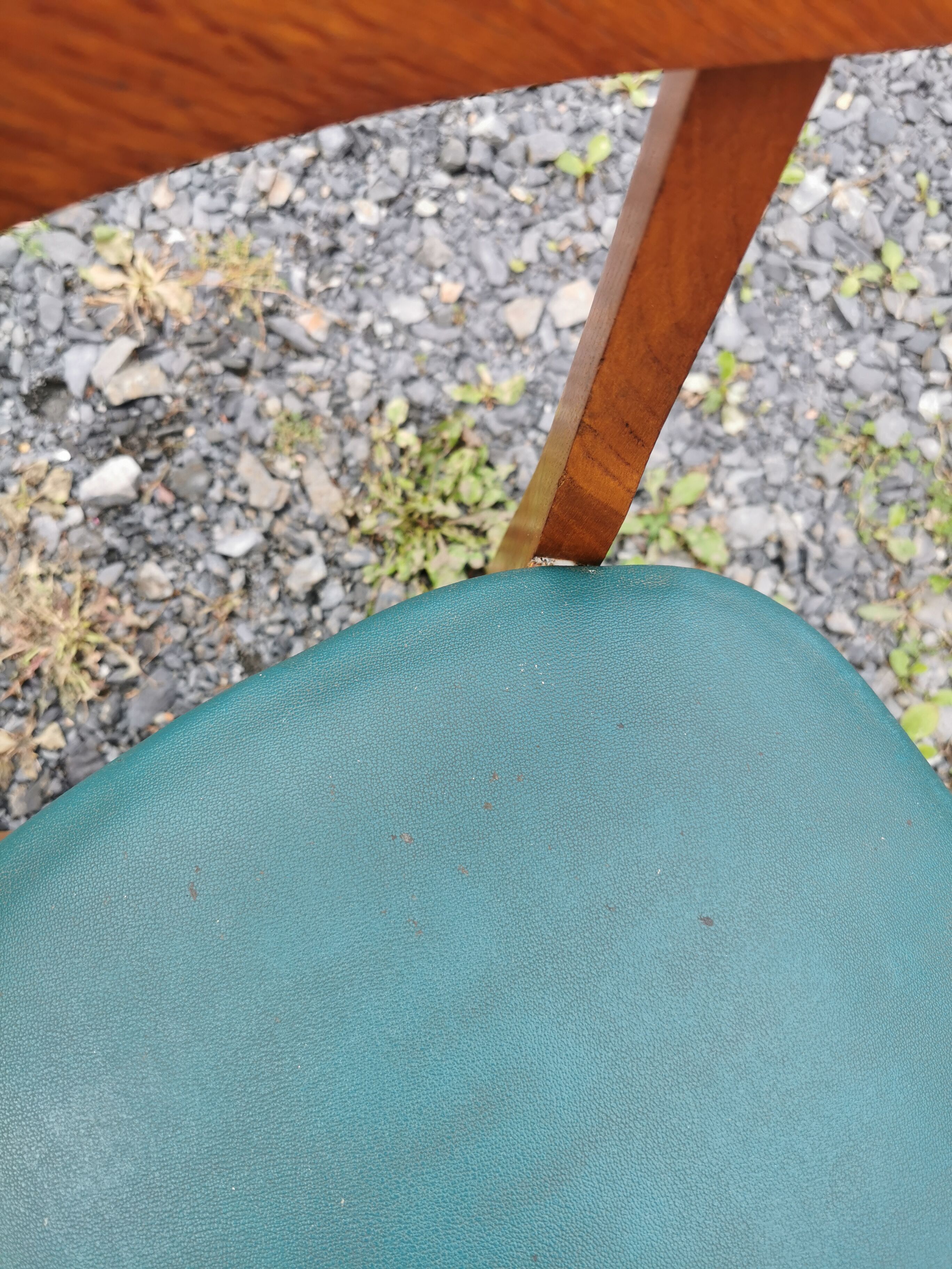 Set 6 vintage chairs