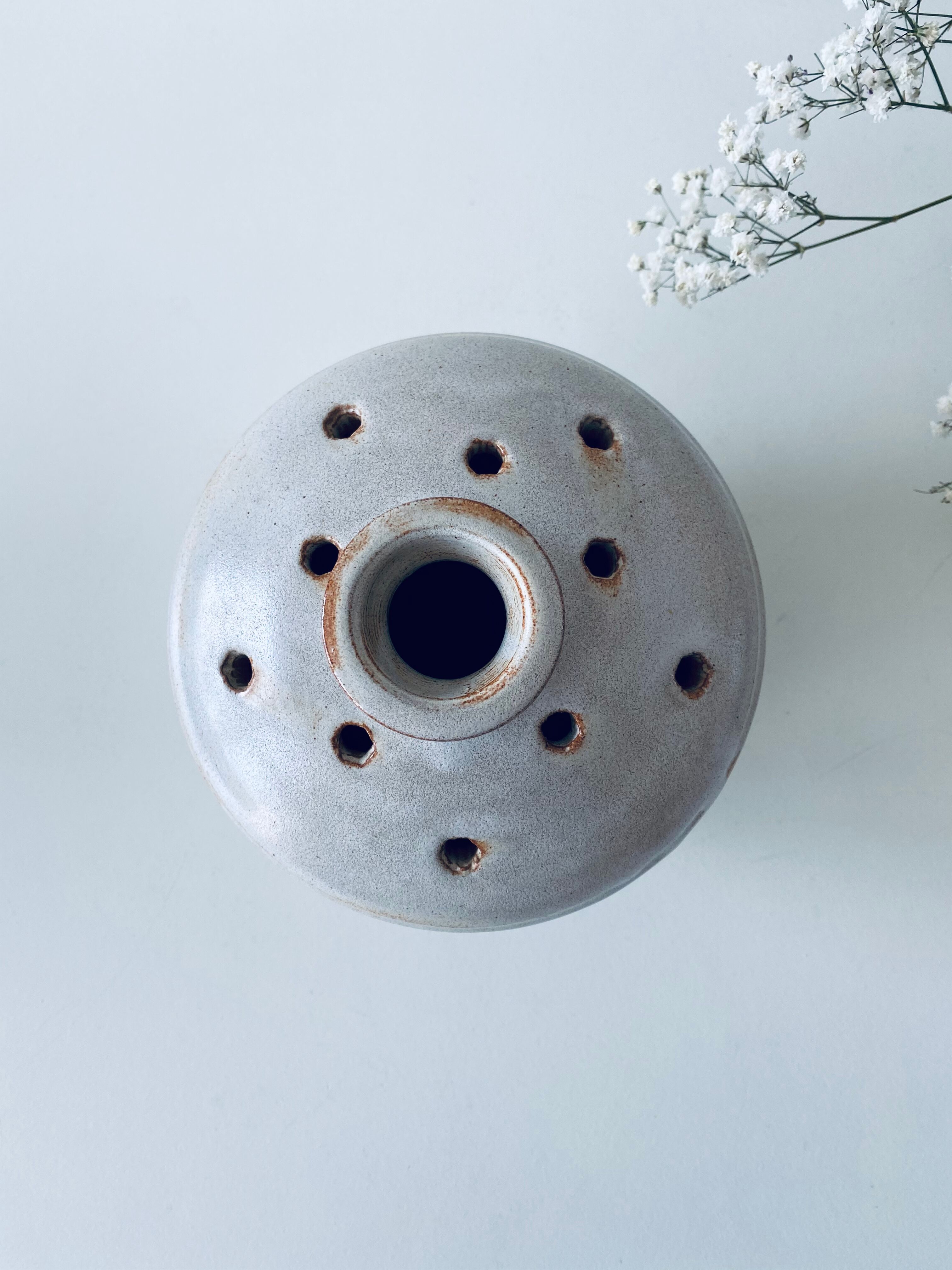 Vase flowers by Vallauris