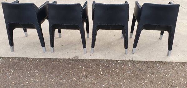 4 fauteuils noirs Plank Claudio Bellini Mon Ami