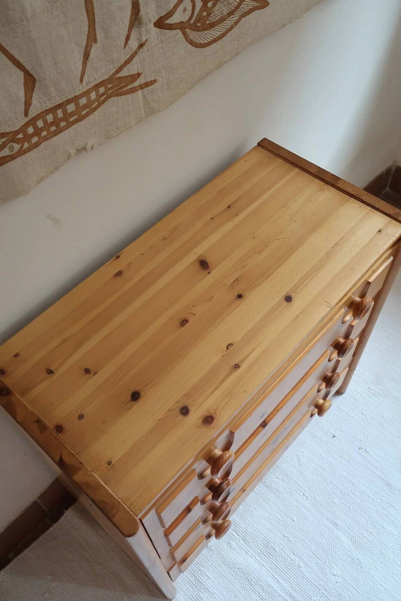 Chest of drawers with 4 drawers in solid pine, rustic mountain style, 1970s.