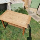 Farm table