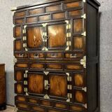 Asie XIXème: Meuble en bois de fer et bronze doré