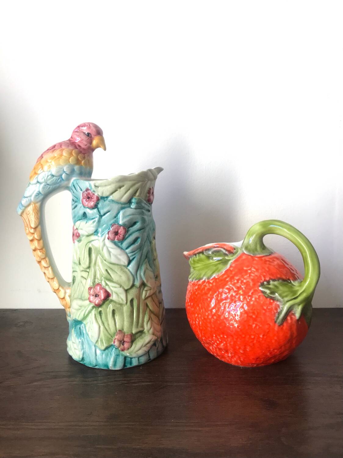 Parakeet pitcher in slip