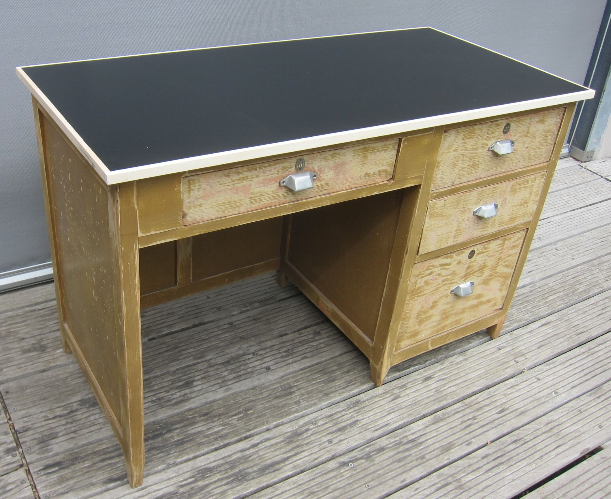 Office 1940 patina sand tray black